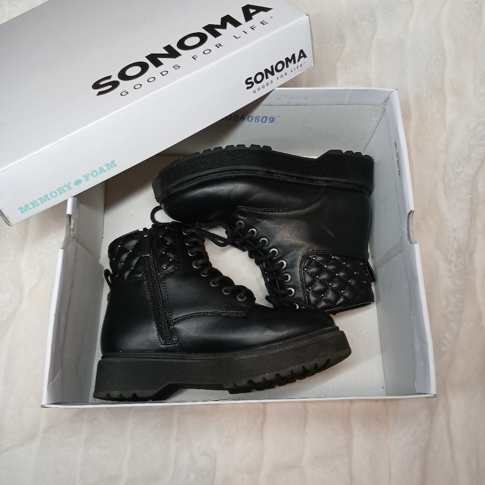 Sonoma Girls Black Combat Boots w/ Quilted Stud Detail | Size 1 - Picture 10 of 14